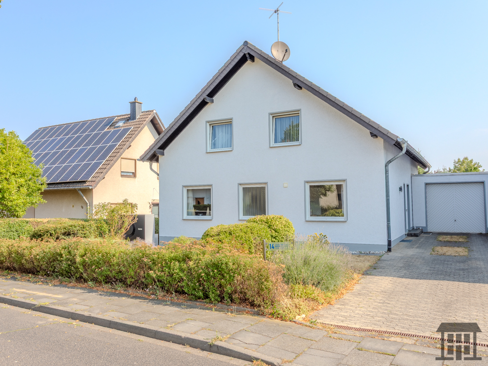 Straßenansicht