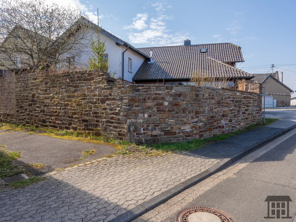 Straßenansicht